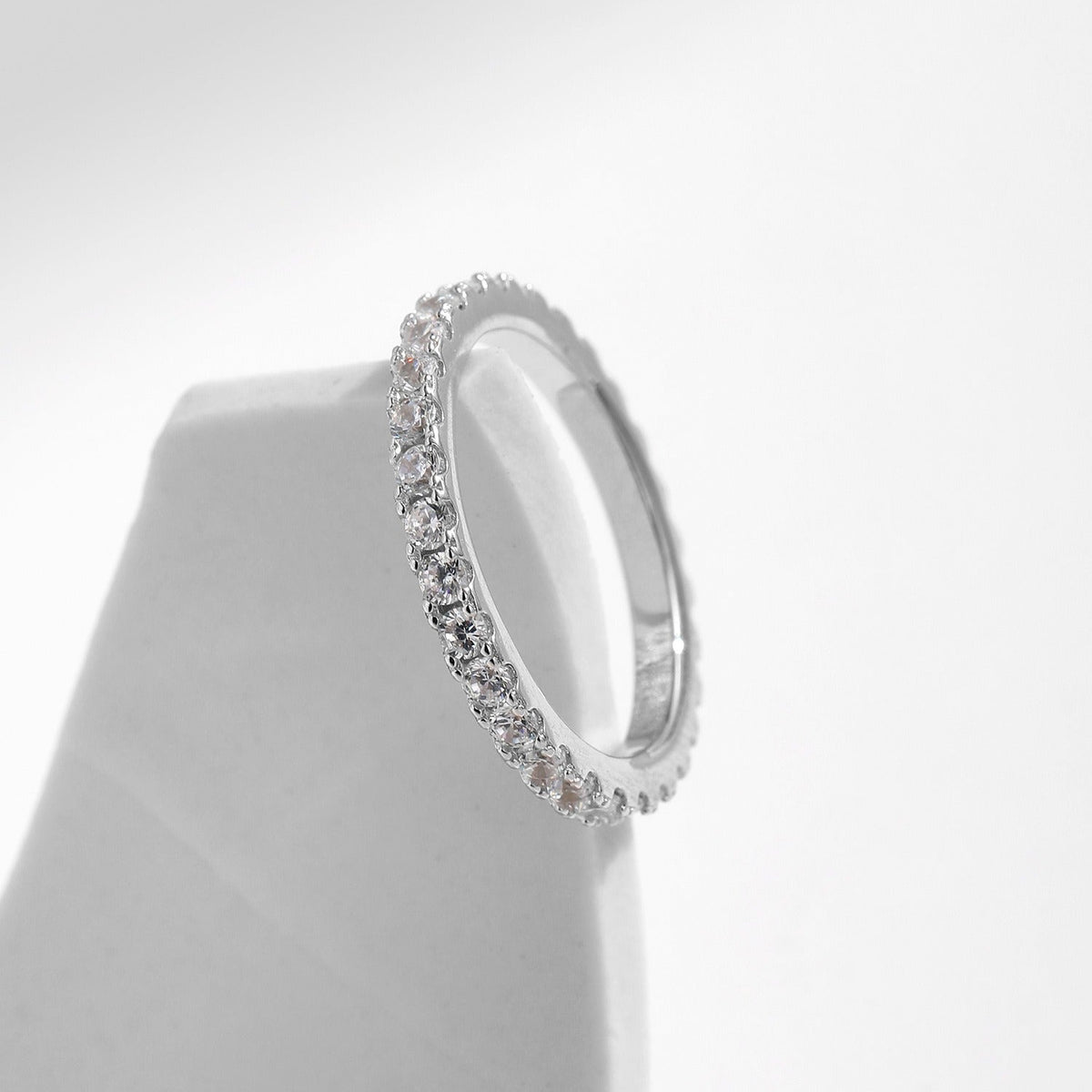 Lydia Eternity Silver Band - Joie d’Or