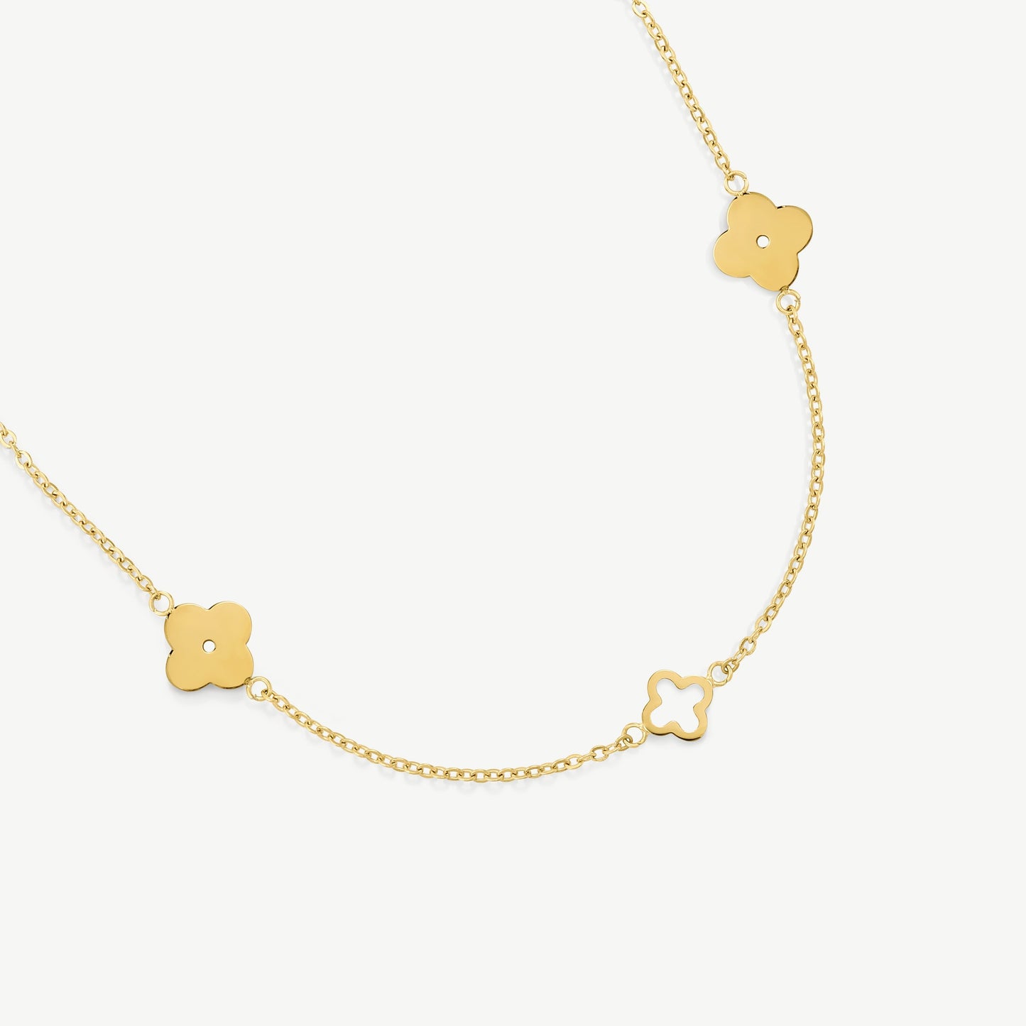 Mia Clover Necklace