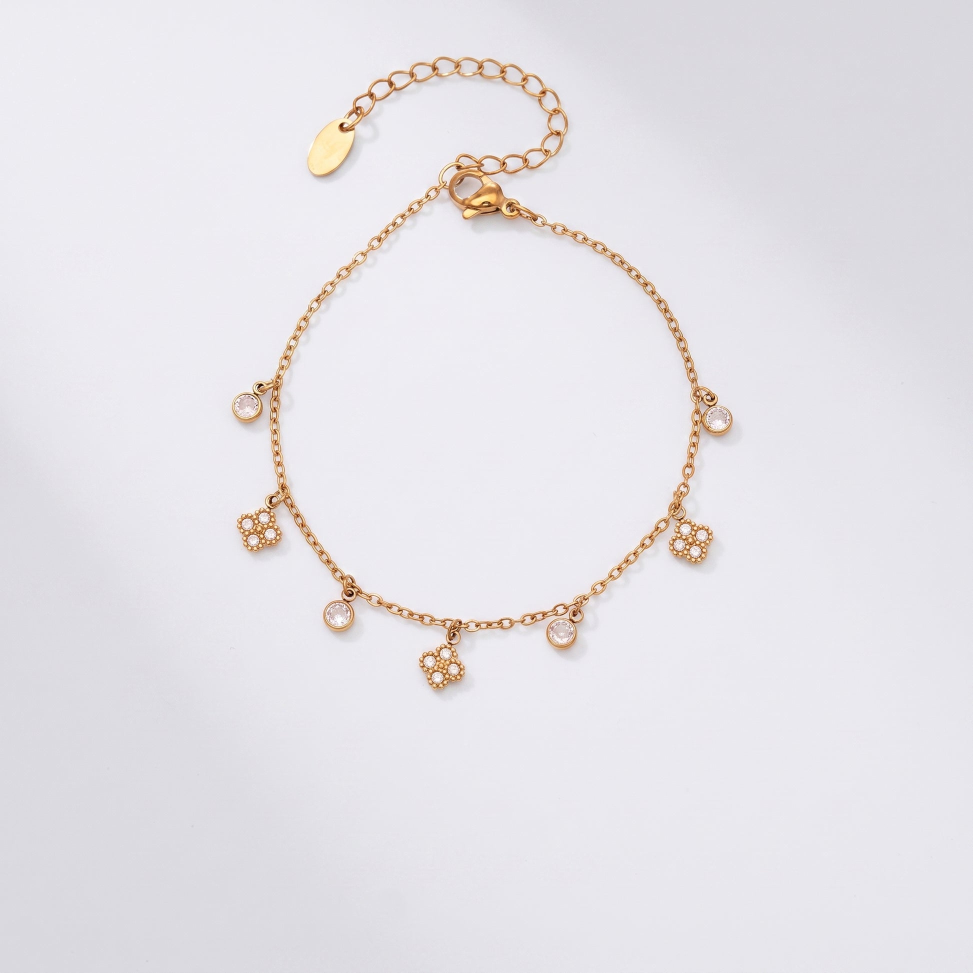 Sienna Multi-Charm Gold Clover Bracelet - Joie d’Or