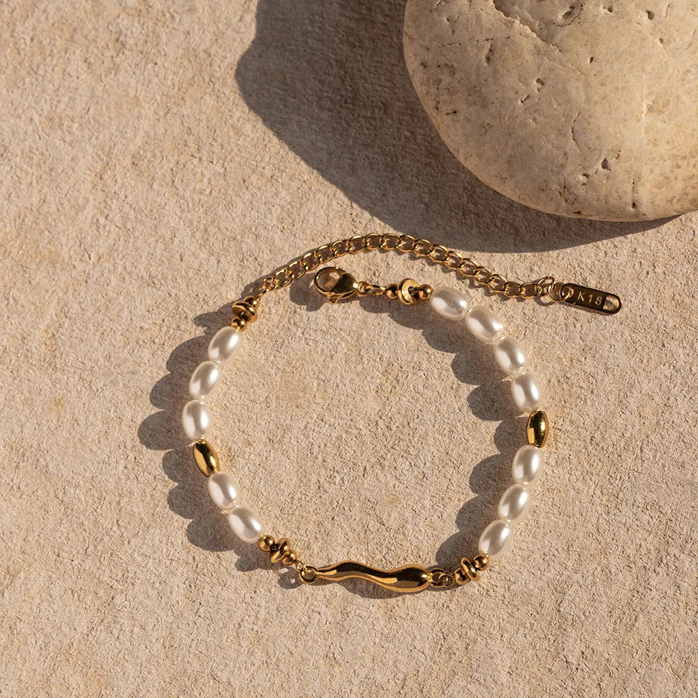 Quintessa Pearl Bracelet
