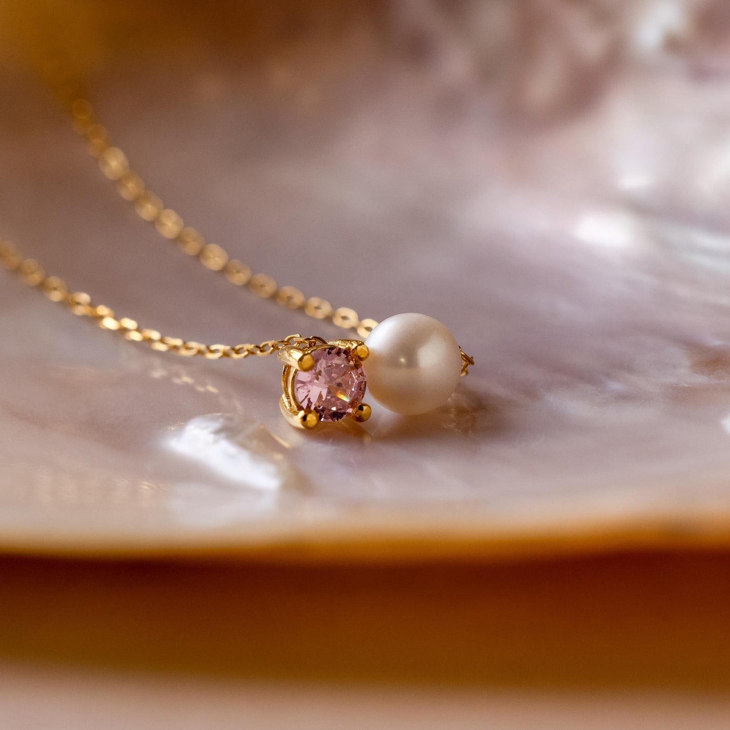 Lola Pearl & Birthstone Necklace