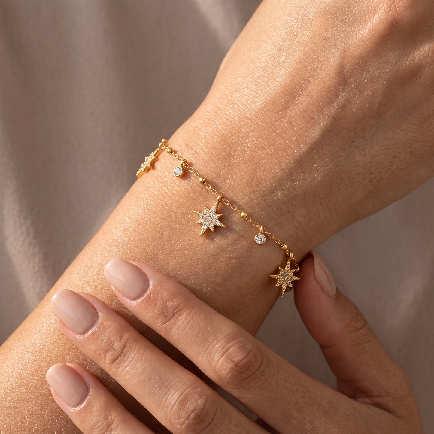 Giovanna Sparkling North Star Gold Chain Bracelet - Joie d’Or