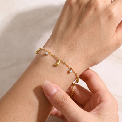 Adèle Teardrop Crystal Charm Gold Bracelet - Joie d’Or