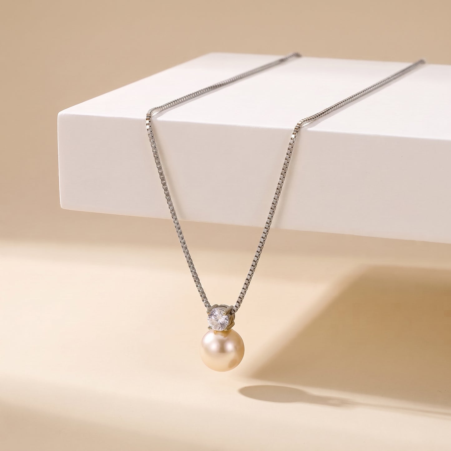 Arianne Pearl Crystal Solitaire Silver Necklace - Joie d’Or
