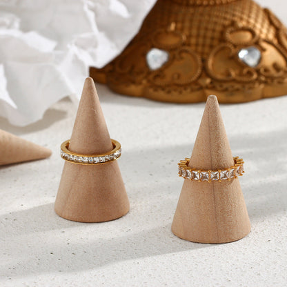Unna Crystal Ring