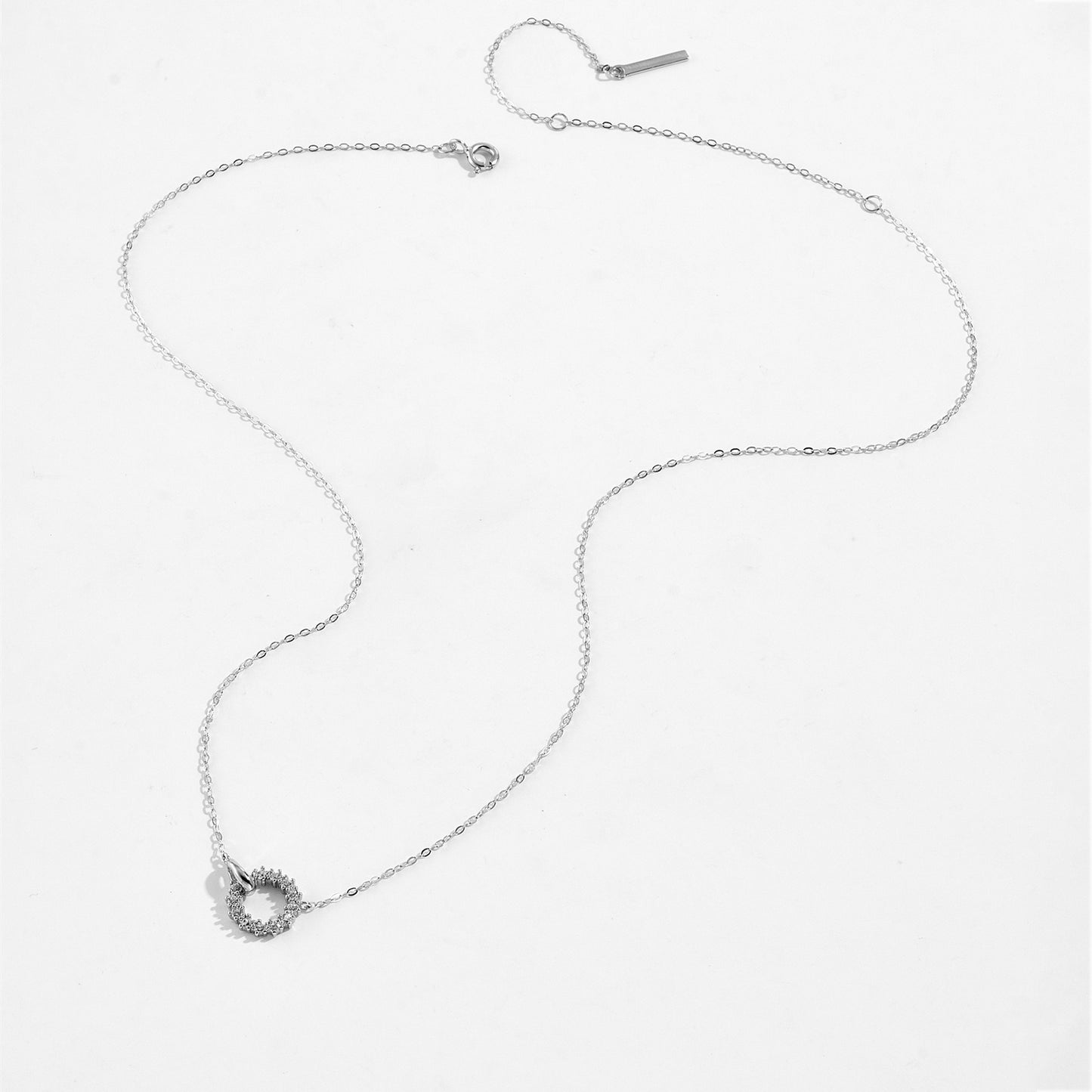 Isla Linked Circle Necklace