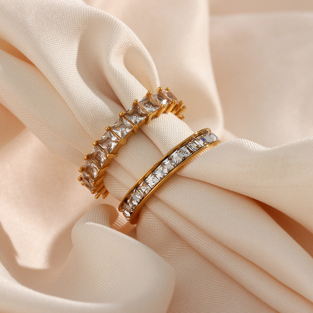 Unna Crystal Ring