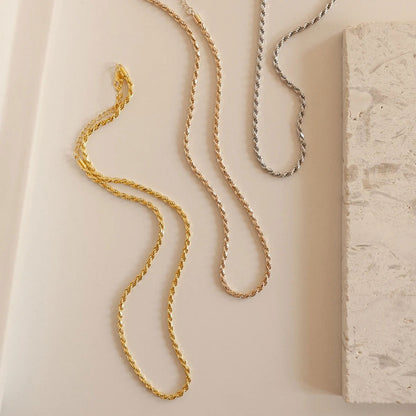 Antonela Twisted Chain Necklace