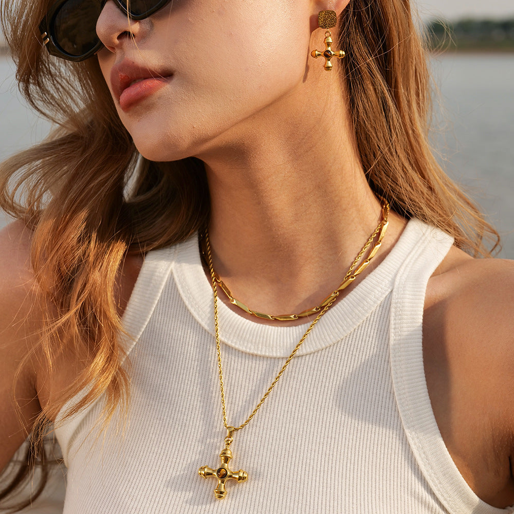 Della Gold Earrings