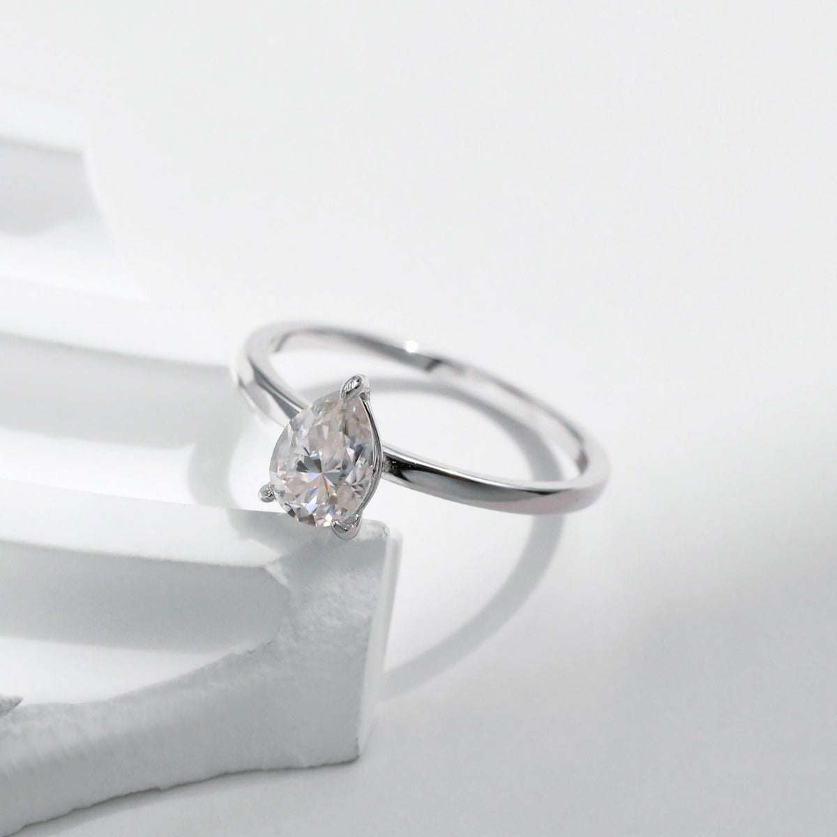 Eva Crystal Drop Silver Ring - Joie d’Or
