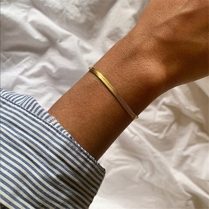 Vida Herringbone Bracelet