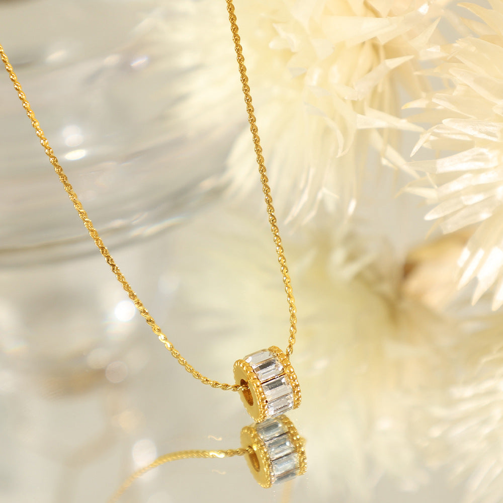 Maia Crystal Necklace