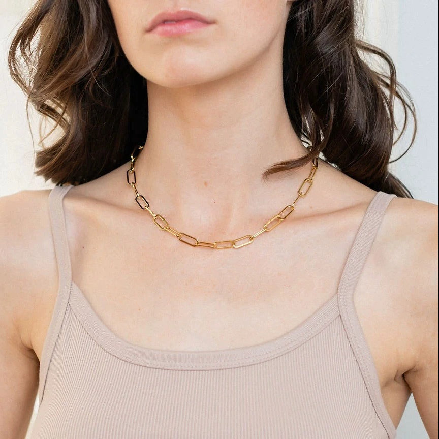 Ria Gold Chain Necklace