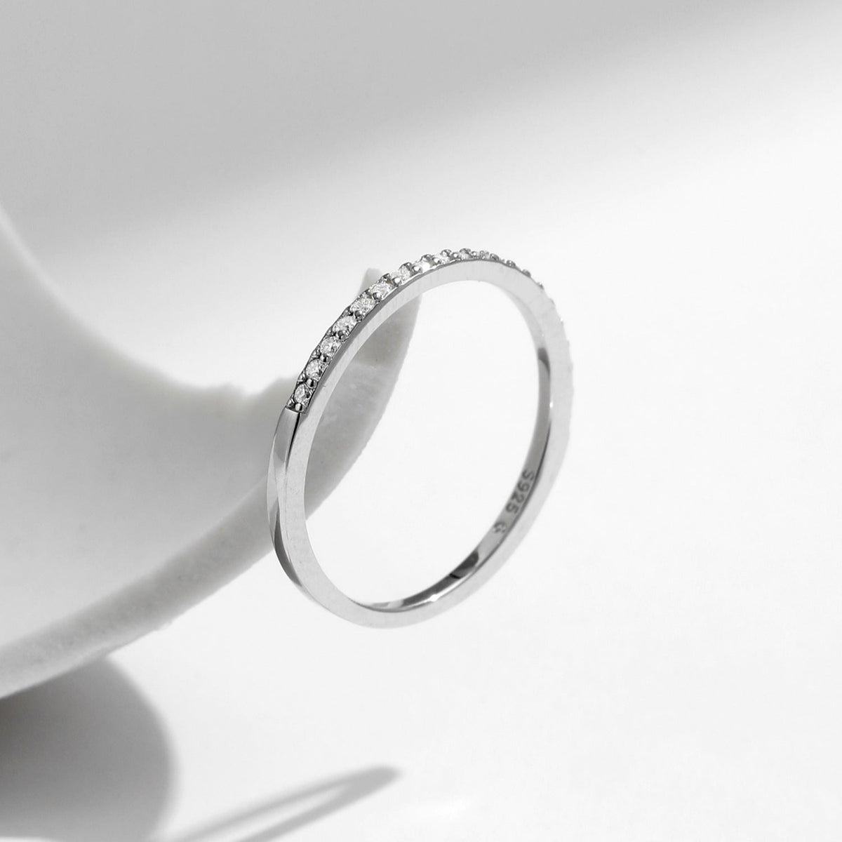 Ariana Pavé Silver Ring - Joie d’Or