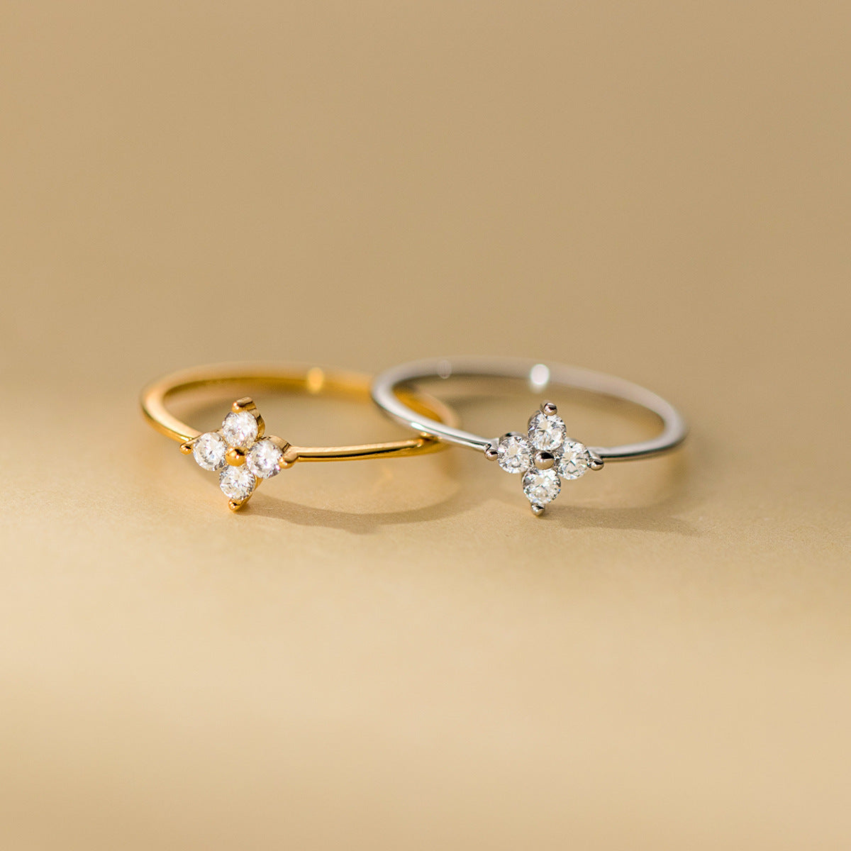 Mia Crystal Clover Ring