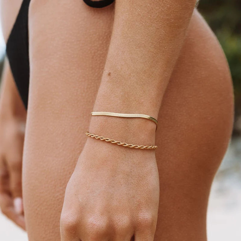 Vida Herringbone Bracelet