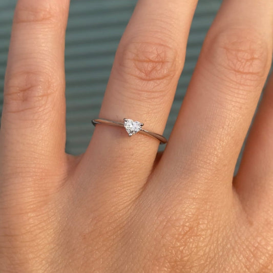 Léa Crystal Heart Ring