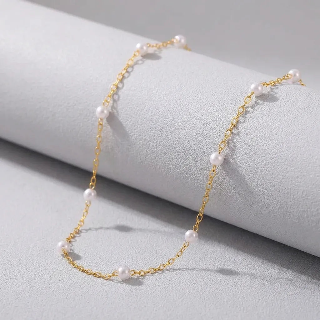 Élise Dainty Pearl Necklace - Joie d’Or