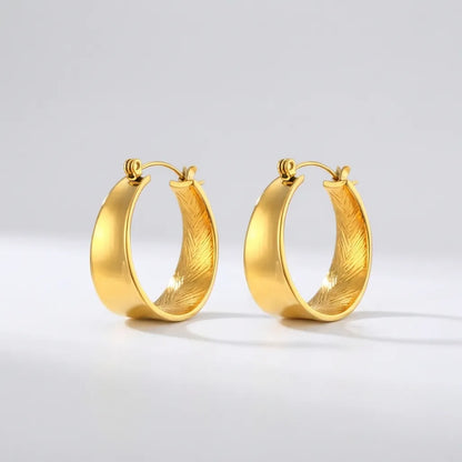 Lyla Hoop Earrings - Joie d’Or