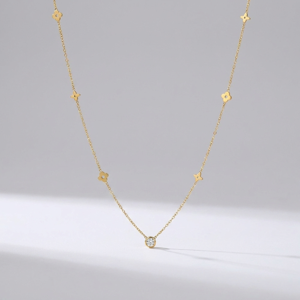 Élina Dainty Clover Necklace - Joie d’Or