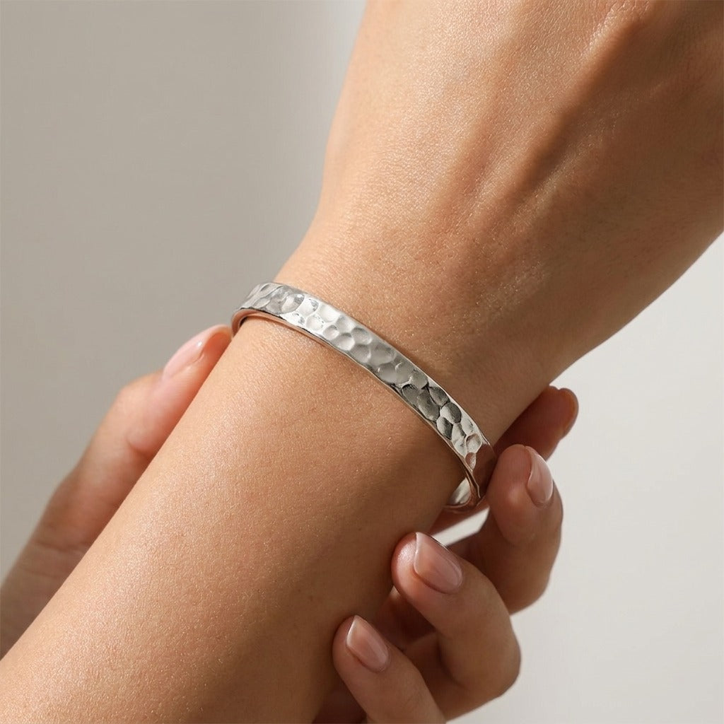 Emma Hamered Gold Bangle - Joie d’Or