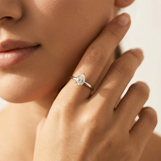 Eva Crystal Drop Silver Ring - Joie d’Or