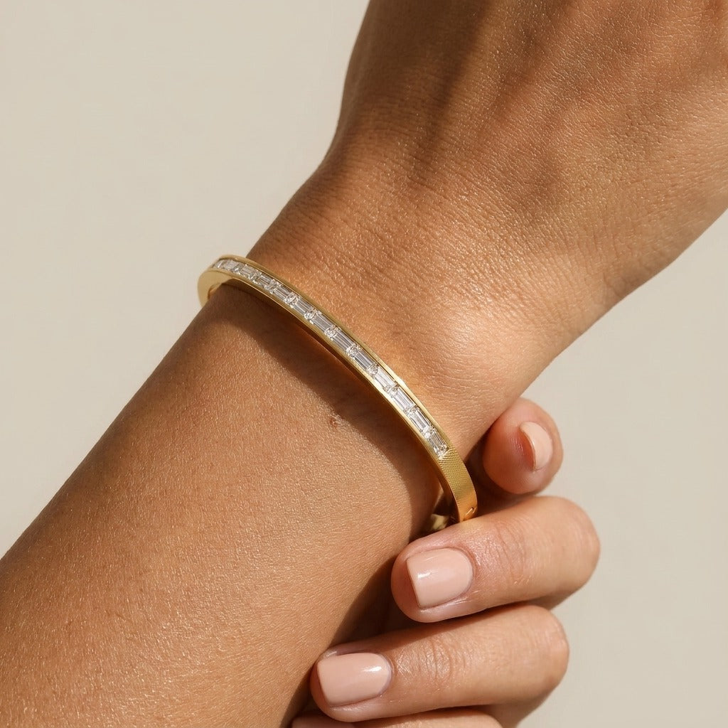 Grace Gold Diamond Bangle - Joie d’Or