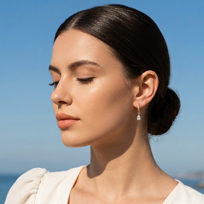 Aurélie Crystal Water Drop Gold Earrings - Joie d’Or