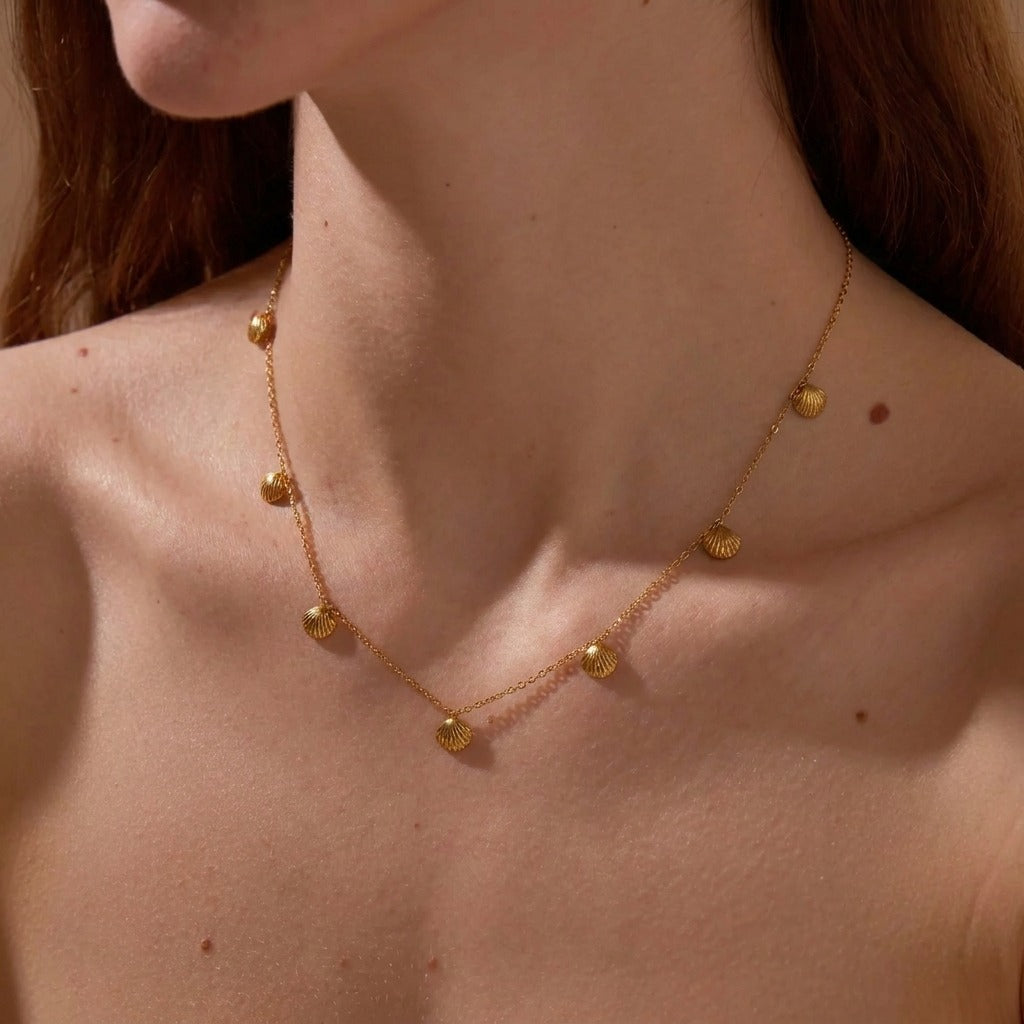 Sirena Gold Shell Necklace - Joie d’Or