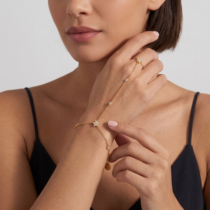 Flavia Crystal Flowers Hand Chain - Joie d’Or
