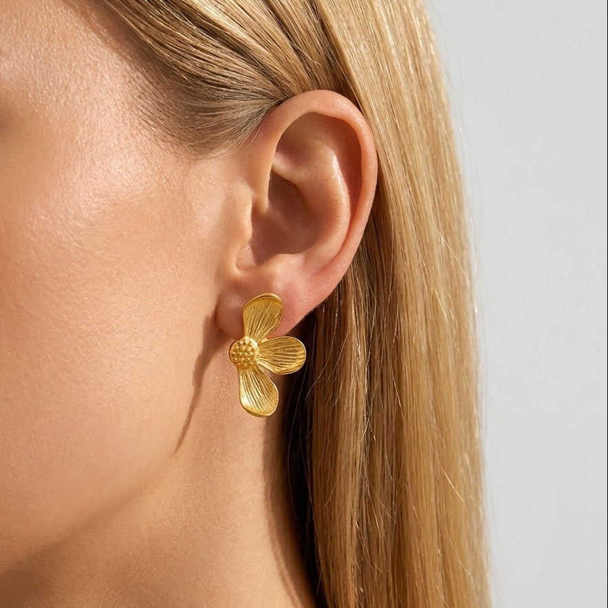 Éden Petal Gold Earrings - Joie d’Or