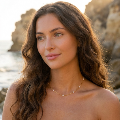 Léa Dainty Pearls Necklace - Joie d’Or