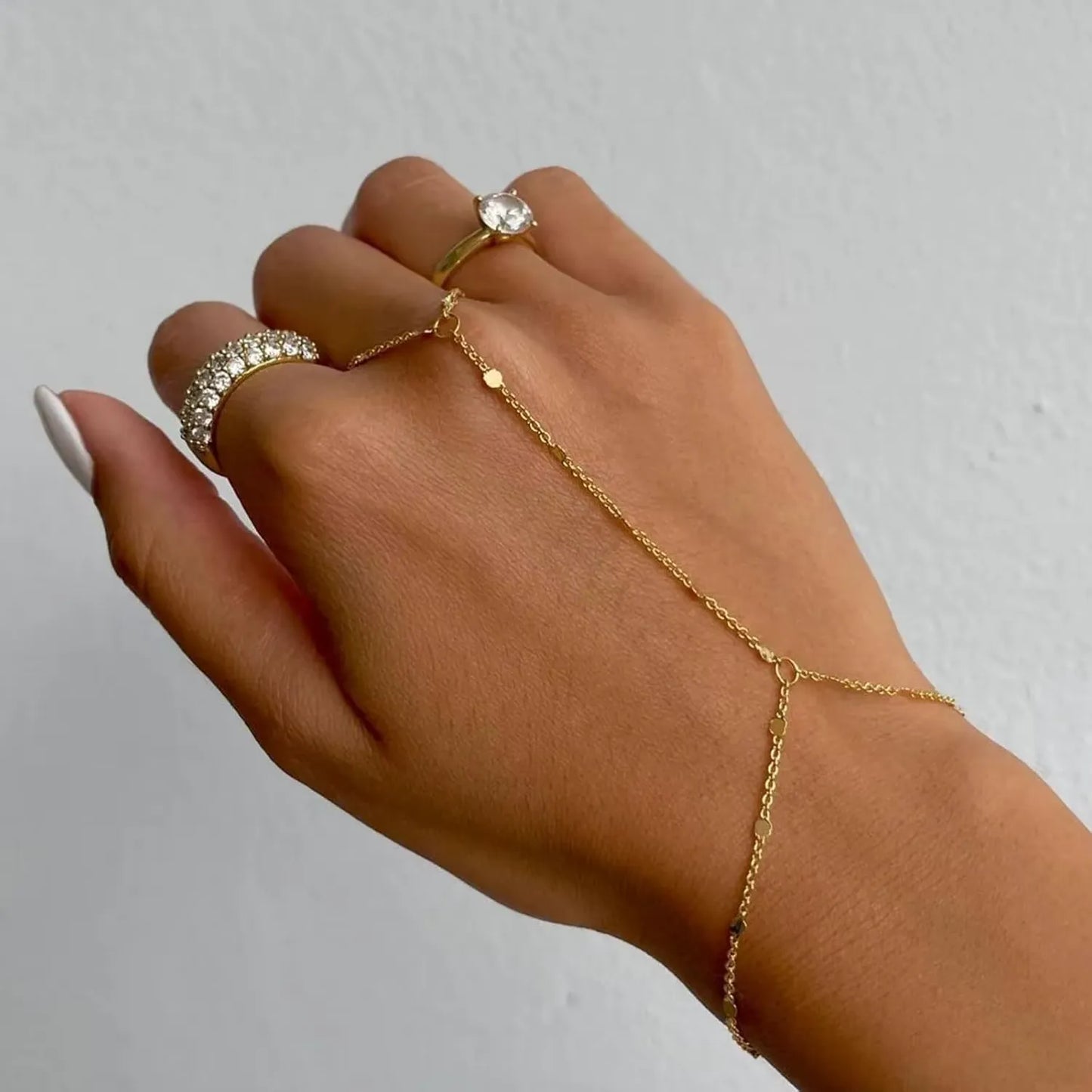 Evelyne East Chain Bracelet