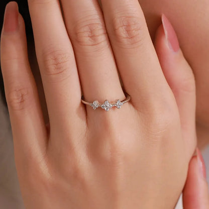 Lydia Clovers Ring