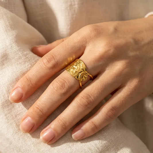 Mabel Gold Ring - Joie d’Or