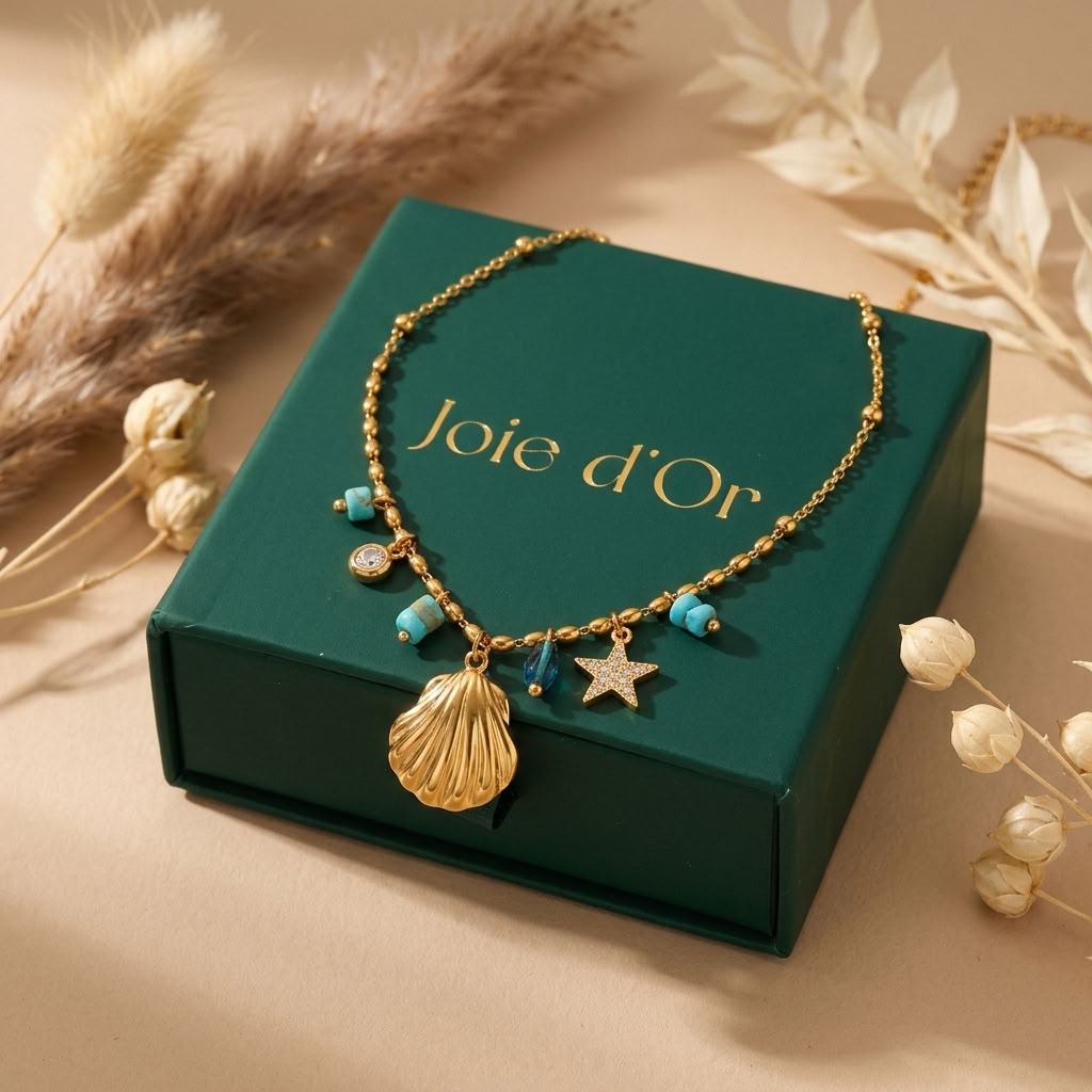 Sirena Shell Charm Gold Necklace