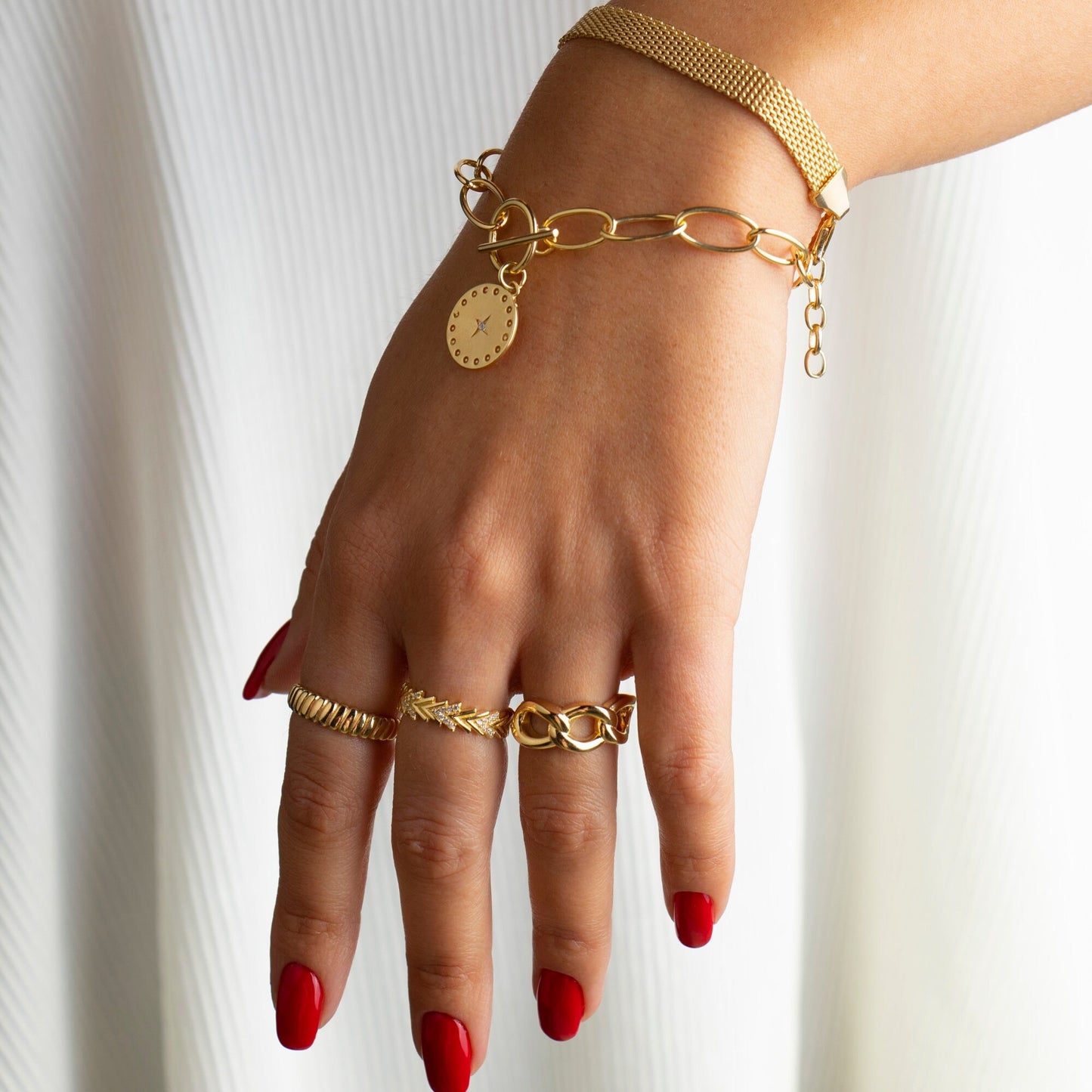 Élise Gold Mesh Bracelet