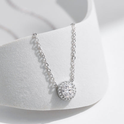 Olivia Cercle Halo Necklace