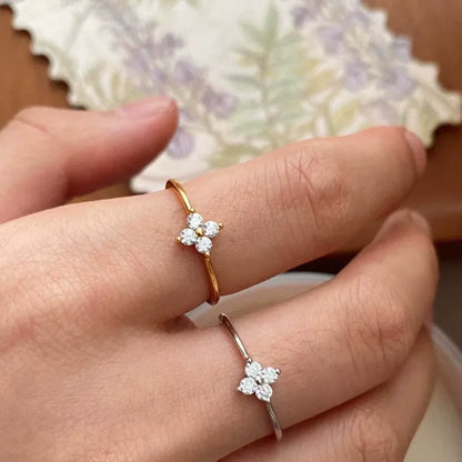 Mia Crystal Clover Ring
