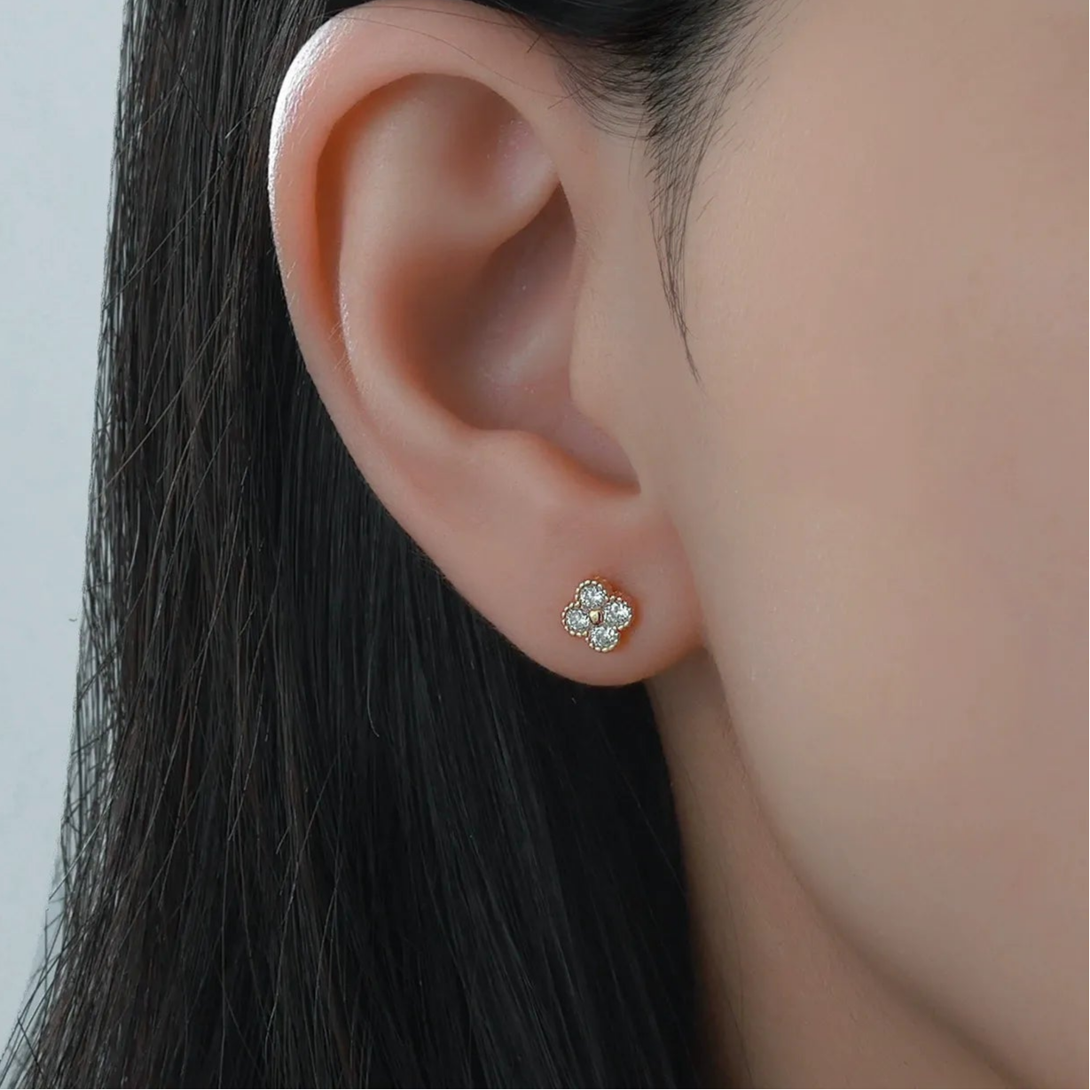 Aurélie Sparkle Stud Earrings