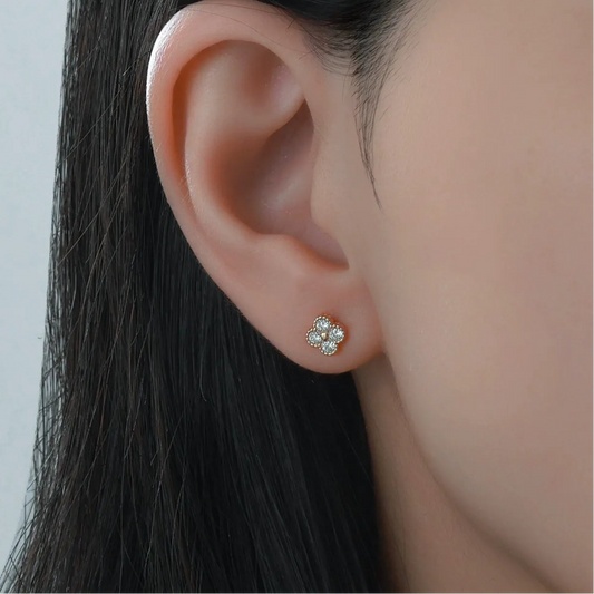 Aurélie Sparkle Stud Earrings