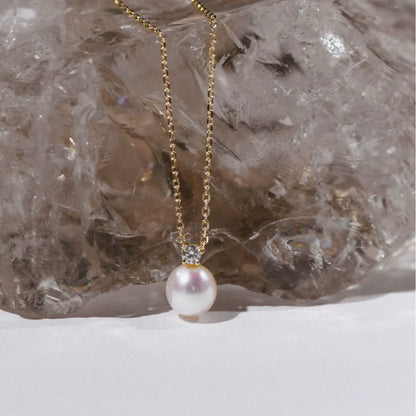 Amélie Classic Pearl Pendant