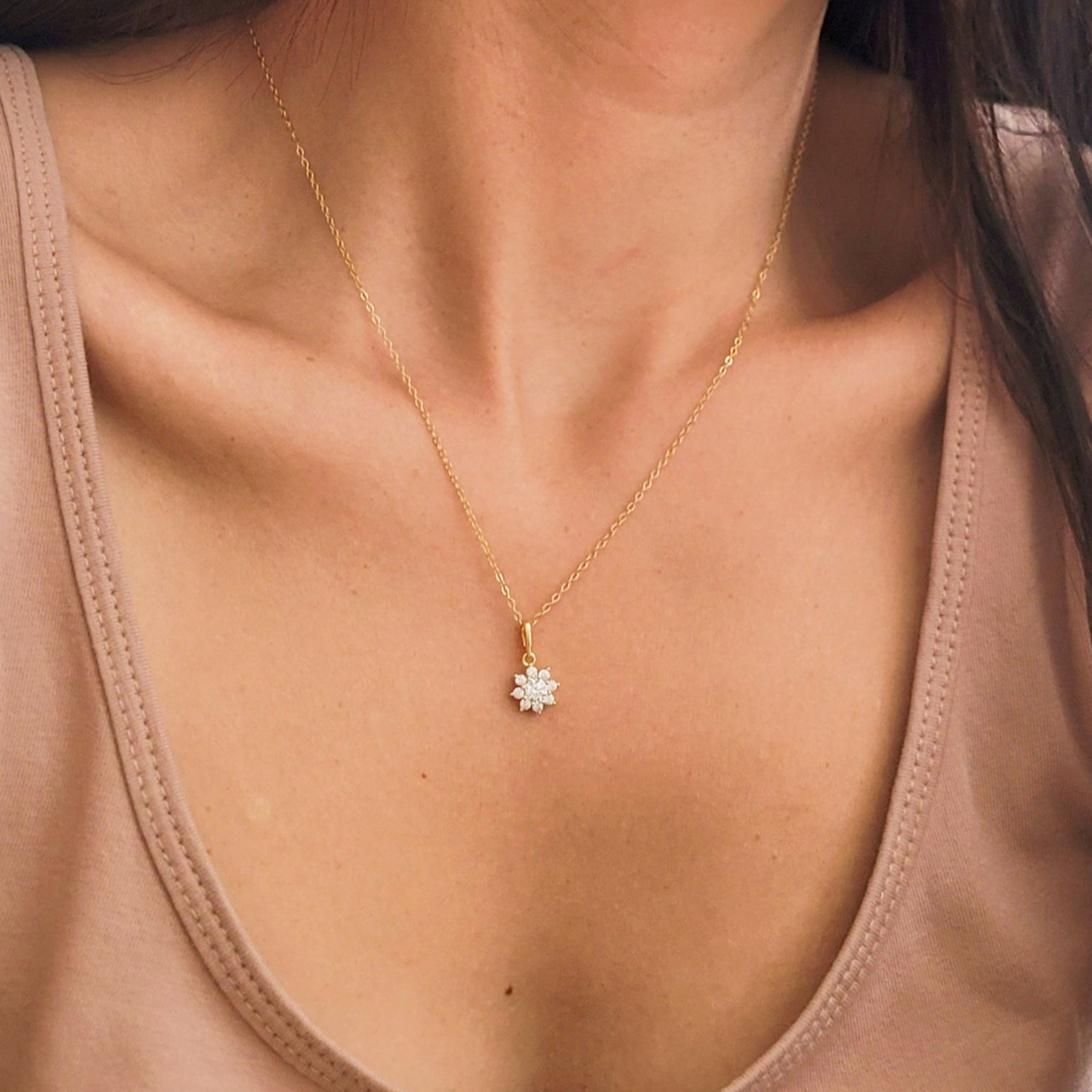 Elisa Crystal Flower Necklace