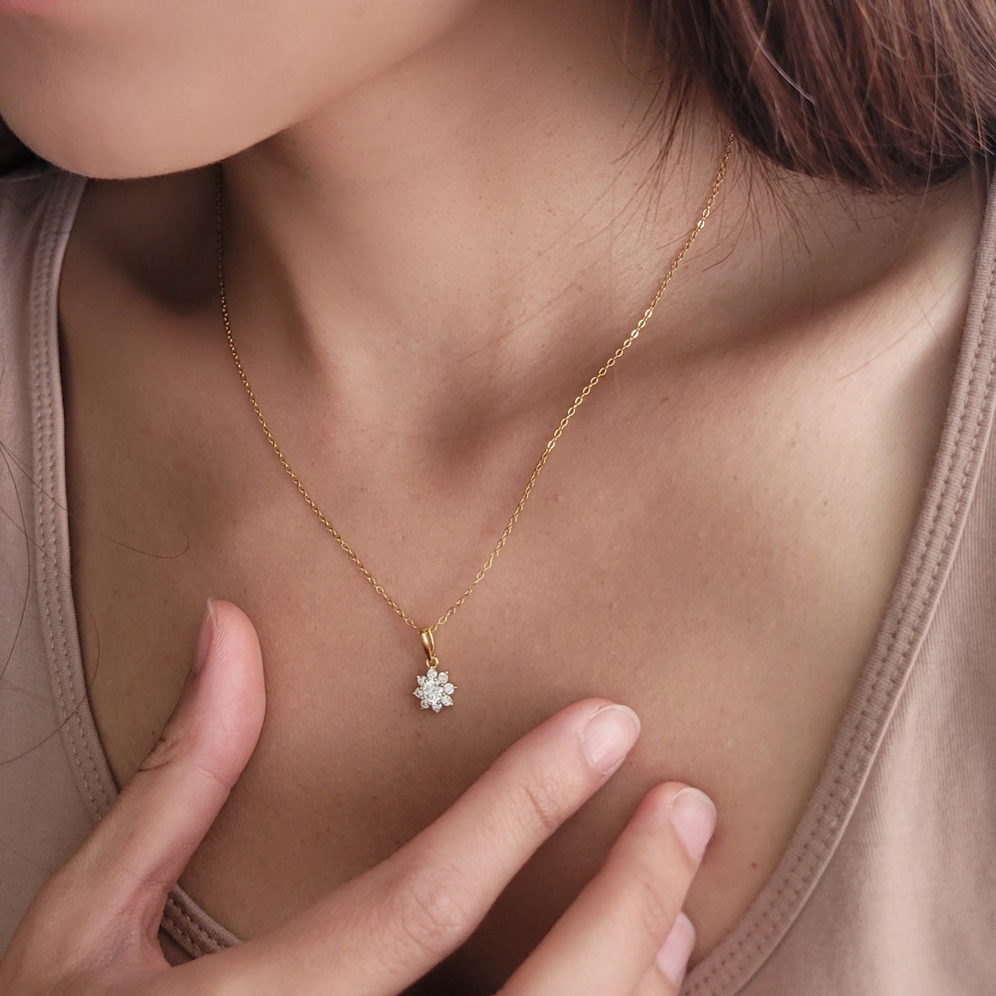 Elisa Crystal Flower Necklace