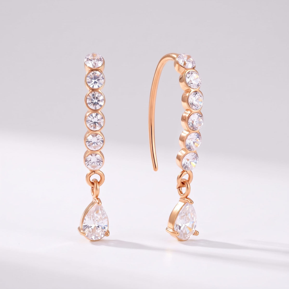 Solène Crystal Drop Gold Earrings - Joie d’Or