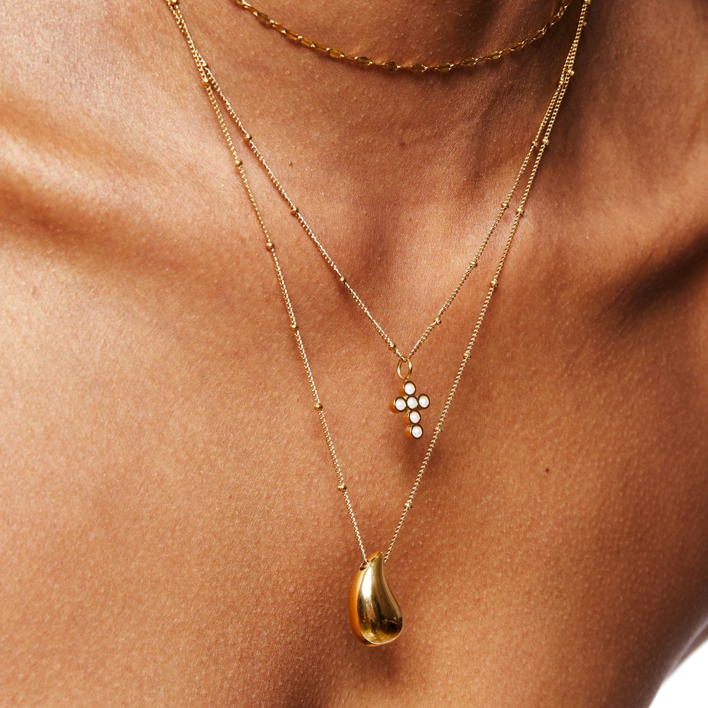 Sandra Drop Necklace